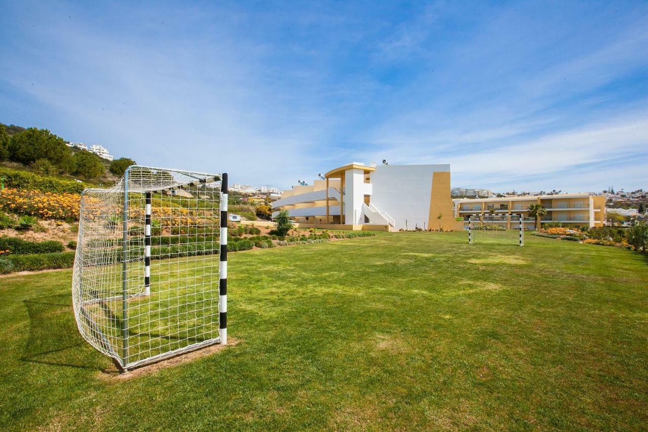 Modern Luxury Apartment Near Harbor Of Albufeira Kültér fotó