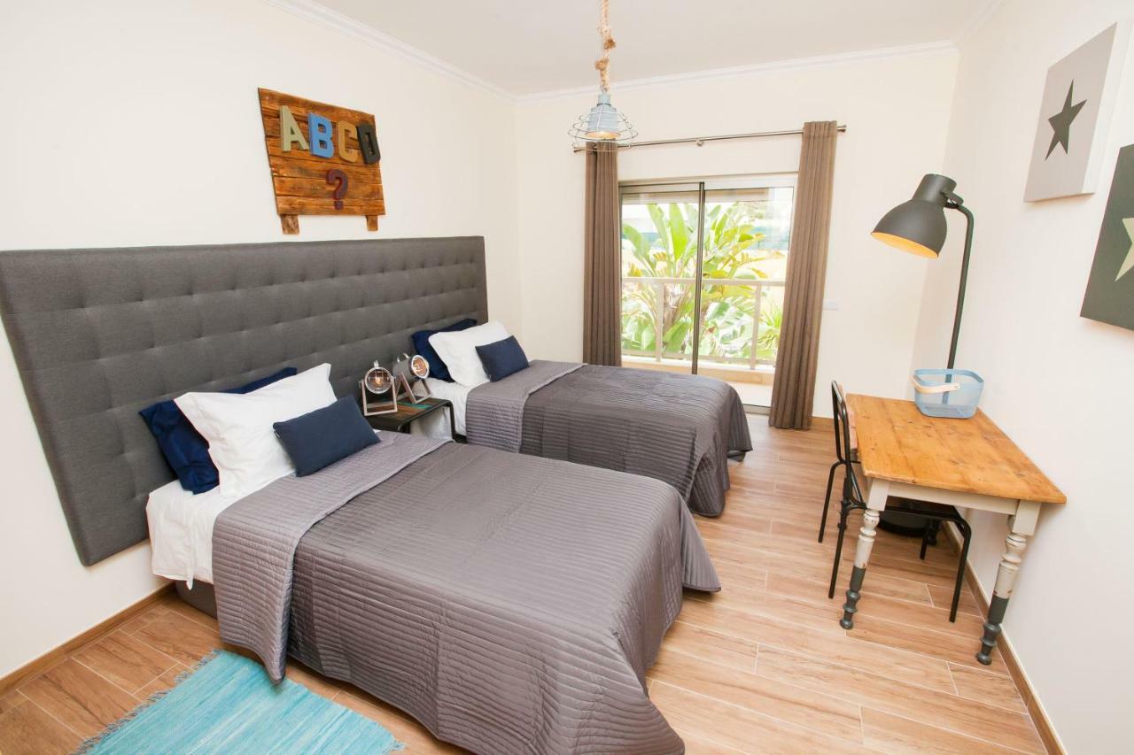 Modern Luxury Apartment Near Harbor Of Albufeira Kültér fotó